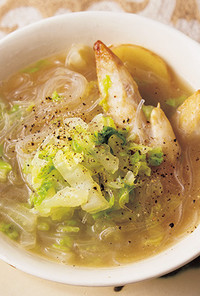手羽先と塩もみ白菜のはるさめスープ