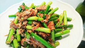 ツナ缶とベーコンで!にんにくの芽炒め♪