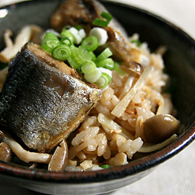 Bj05 骨ごとさんま 骨ごといわしの詰め合わせ 3袋 9袋 0g 2g おかず ご飯のお供 サンマ 秋刀魚 魚 卸売り 0g