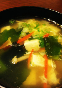 ヒガシマルうどんスープで簡単中華風スープ