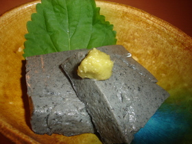 簡単☆プリンみたいな濃厚ゴマ豆腐♡