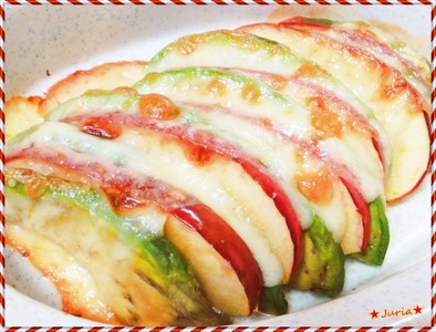 アボカドとリンゴの蜂蜜チーズ焼き★前菜の写真