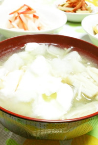 エノキ・長芋・落とし卵のスープ