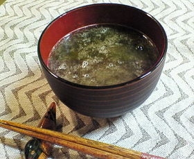 とろろ昆布で簡単お吸い物