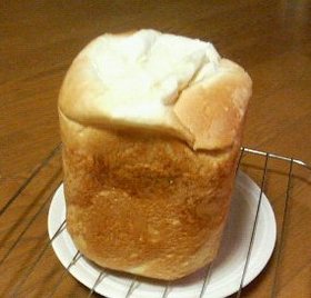 HBで☆ふわっふわ生クリーム食パン