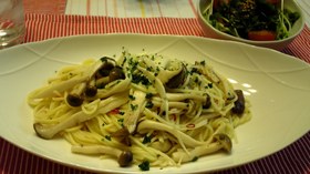 きのこ・の・こ~のこ♬♫焼きパスタ