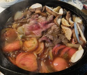 トマトすき焼き