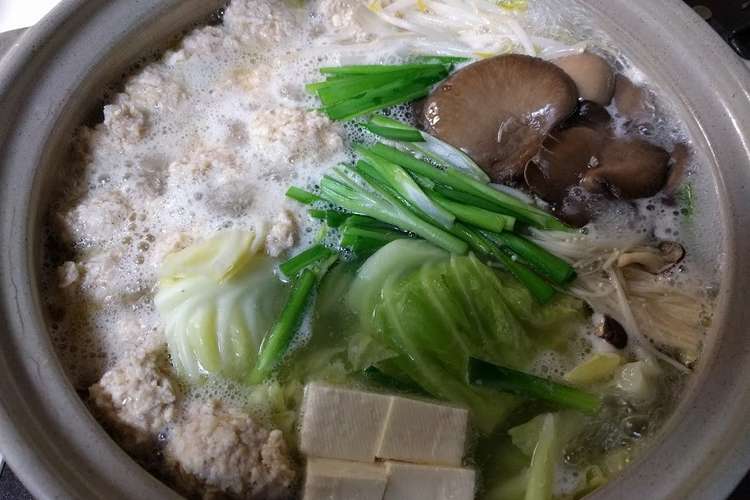 男の ふわふわ 鶏団子鍋 レシピ 作り方 By 哲 あきら クックパッド 簡単おいしいみんなのレシピが357万品