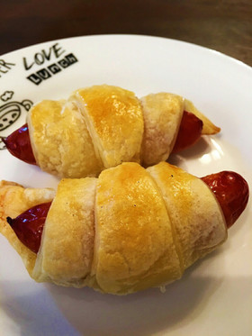 ウインナーチーズ入りさくさくクロワッサン