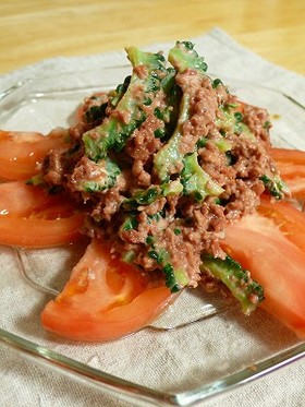 ゴーヤとコンビーフのサラダ