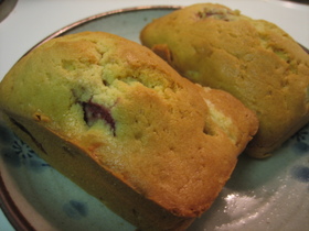 イチゴとサワークリームのケーキ