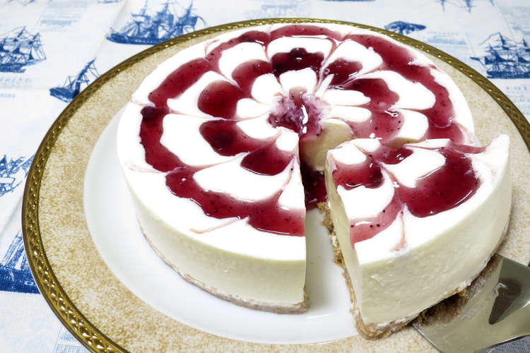 ブルーベリーソースのレアチーズケーキ レシピ 作り方 By パンダワンタン クックパッド 簡単おいしいみんなのレシピが358万品