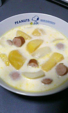 お腹ぽっかぽか♪残り野菜でミルクスープ