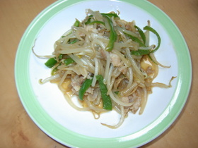 もやしとひき肉炒め
