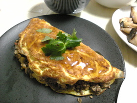和風ひき肉入りオムレツ