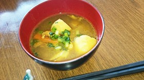 カレー豚汁