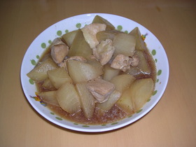 簡単♪鶏肉と大根の煮物