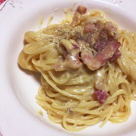 【牛乳なし】ブルーチーズでカルボナーラ