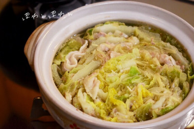 旨味ぎゅっと♡豚バラ白菜のミルフィーユ鍋の写真