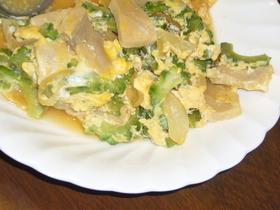 ゴーヤと高野豆腐の卵とじ