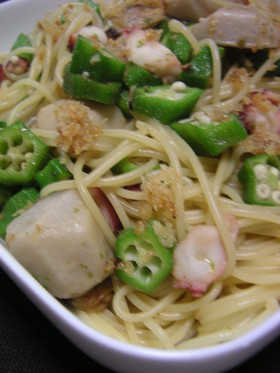 タコとオクラと里芋のパスタ