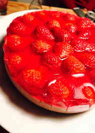 みんなが作ってる レアチーズケーキ イチゴゼリーのレシピ クックパッド 簡単おいしいみんなのレシピが358万品