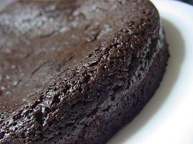 小麦粉抜きチョコレートケーキの写真