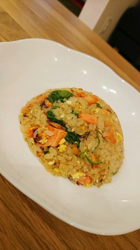 炒飯【焦がしニンニク胡麻油が香る】