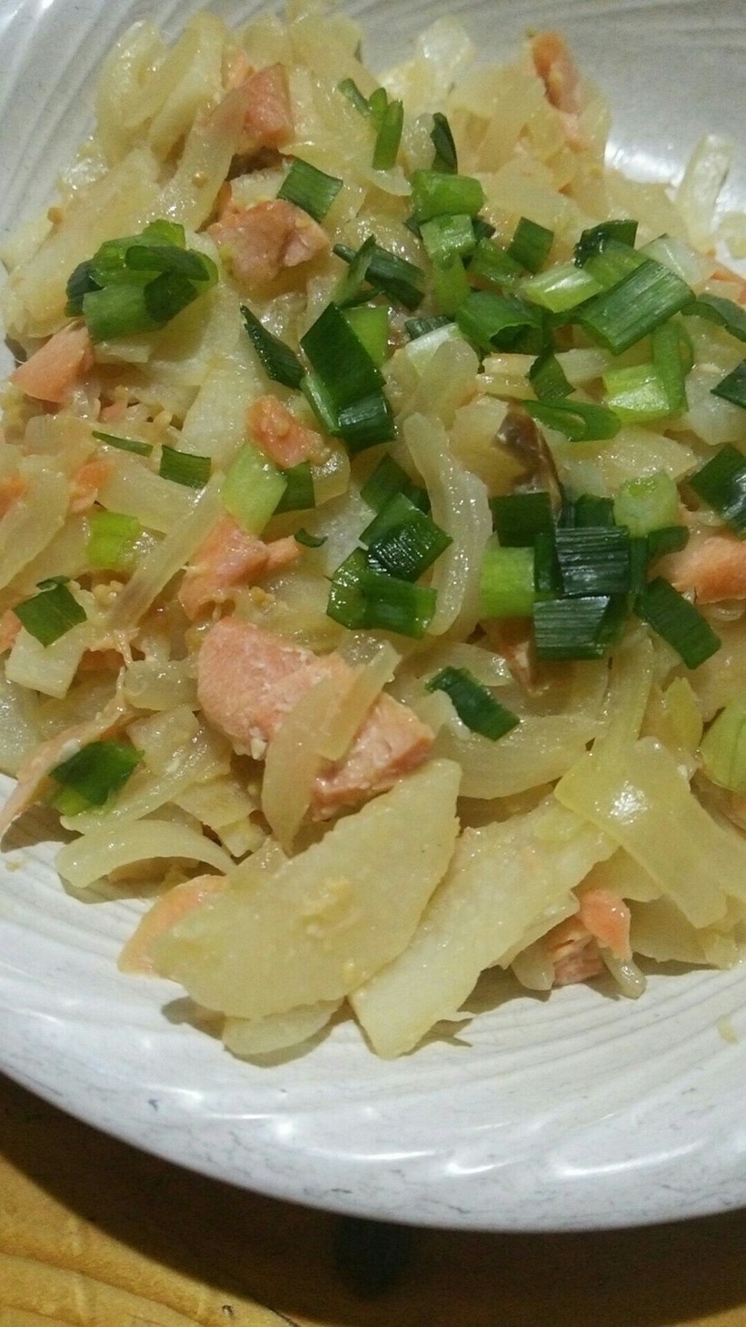 長芋と鮭の味噌バター炒めの画像