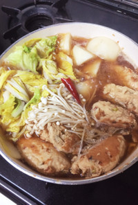 鶏団子と蕪、白菜のピリ辛中華鍋