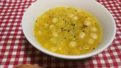 ほっこり。いんげん豆とキヌアのスープの写真
