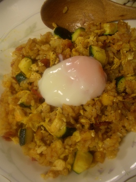 ☆ズッキーニと桜海老コーンのカレー炒飯☆
