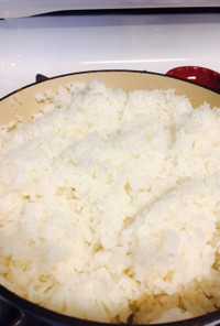 計量カップ使わずお鍋でふっくら白米。
