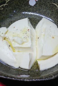水切り豆腐　ハーブソルト＆オリーブオイル