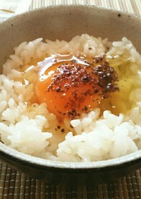 簡単♡岩塩卵かけご飯(黒塩)GETKG♡