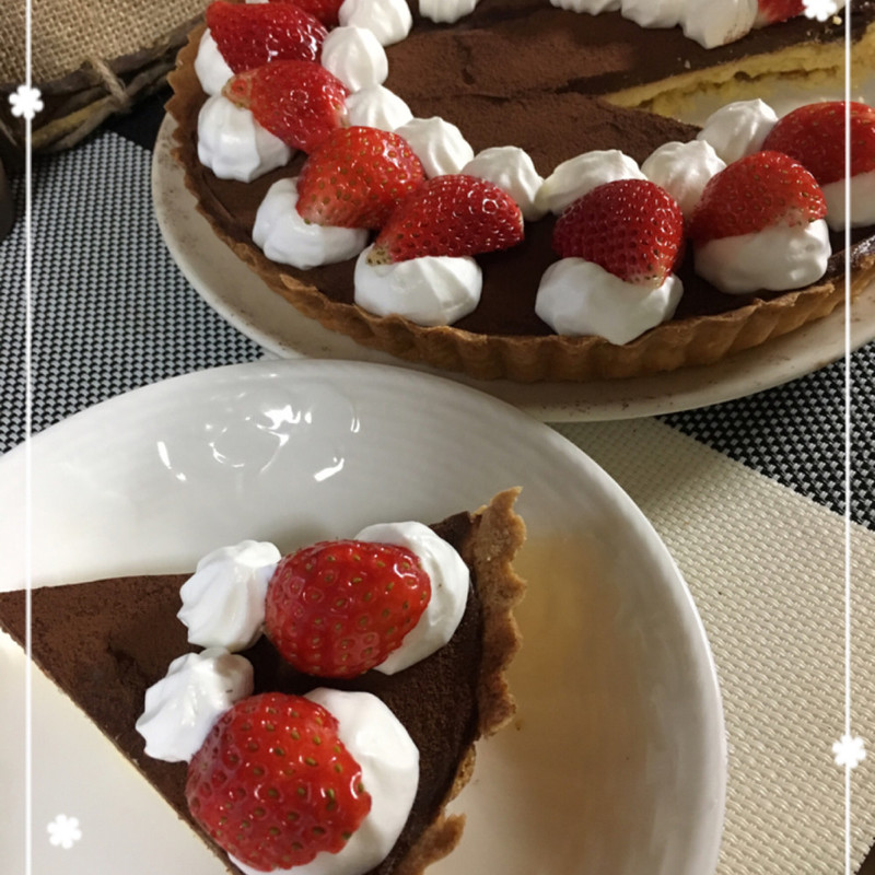 みんなが作ってる 生チョコタルト イチゴのレシピ クックパッド 簡単おいしいみんなのレシピが352万品