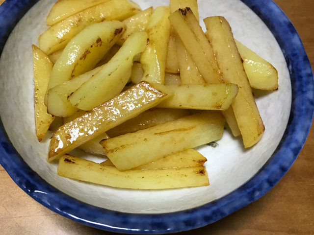 じゃがいもスティック簡単バター醤油炒め レシピ 作り方 By なみか クックパッド 簡単おいしいみんなのレシピが363万品
