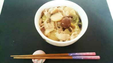 あわび茸ときくらげの中華風で簡単中華丼の写真