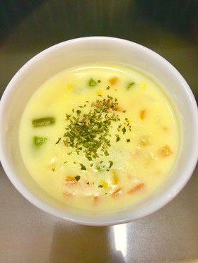 ズボラ!具だくさん野菜のコーンスープ