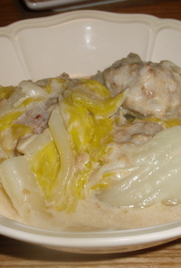 白菜と肉団子のクリーム煮
