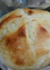 ストウブ鍋で低温発酵、こねないパン