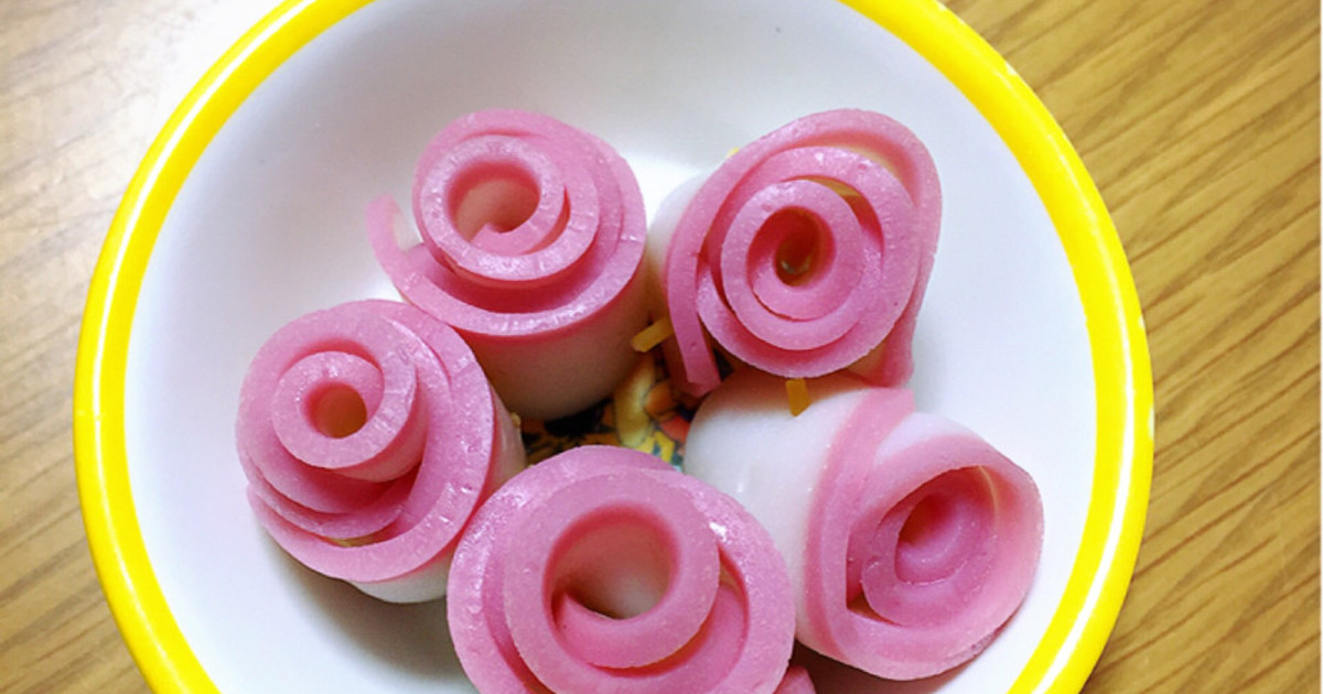 お弁当に 紅白かまぼこの薔薇 レシピ 作り方 By 365 クックパッド 簡単おいしいみんなのレシピが354万品