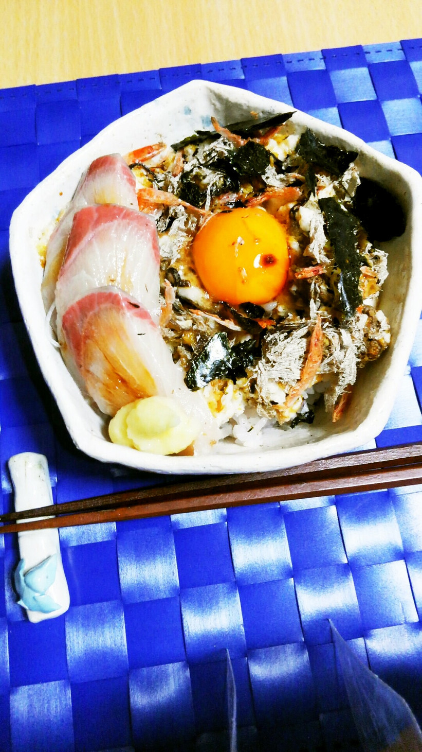 叩き山芋と刺身のスペシャルヘルシー丼の画像