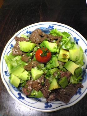 アボガド焼肉丼