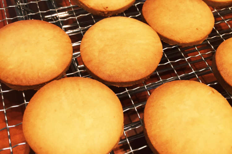 型抜きクッキー アーモンドプードル使用 レシピ 作り方 By 御幸山 クックパッド 簡単おいしいみんなのレシピが349万品