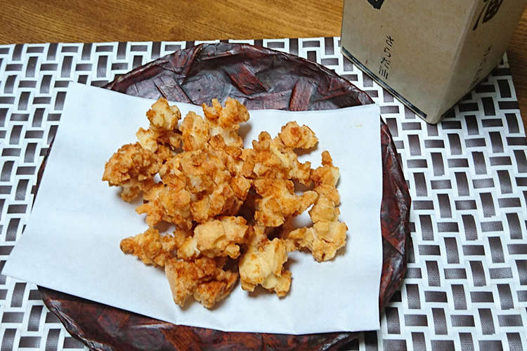 米油でカリッ サクッ 揚げあられ レシピ 作り方 By 油専門店 油の王様 クックパッド 簡単おいしいみんなのレシピが358万品