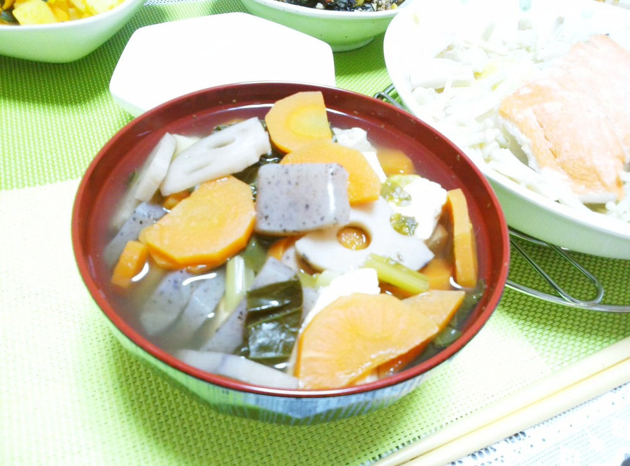 たっぷり食べよう＊豆腐と5種の野菜スープの画像