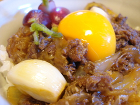 ✿玉ねぎがとろ~り牛丼。母の味✿