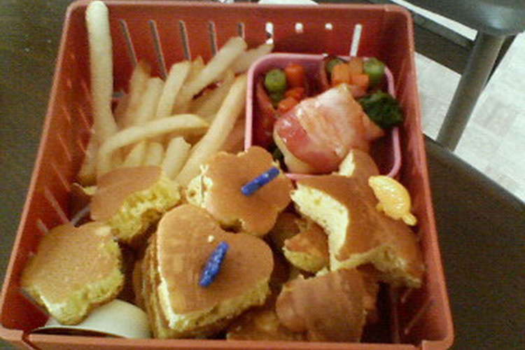 開けてビックリ ホットケーキお弁当 レシピ 作り方 By Yukiyukitty クックパッド