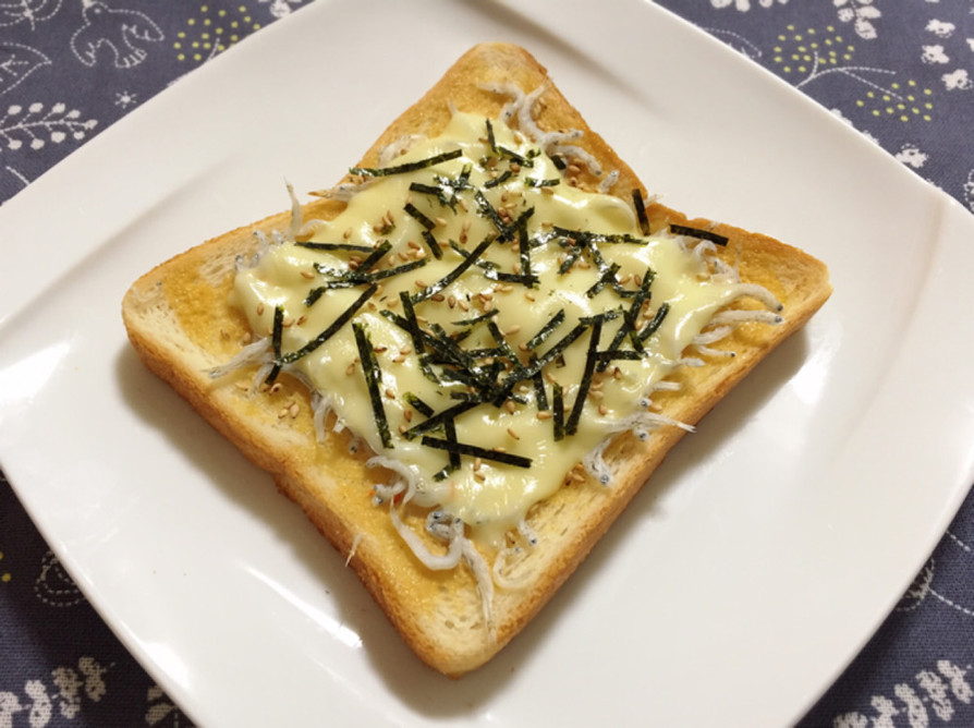 柚子胡椒マヨ醤油＊しらすチーズトーストの画像
